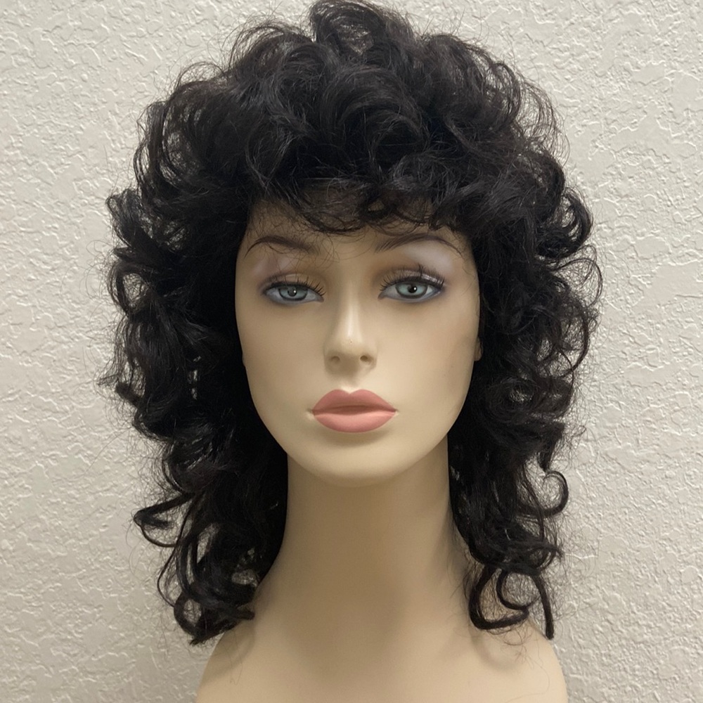 Black Shoulder Length Wig